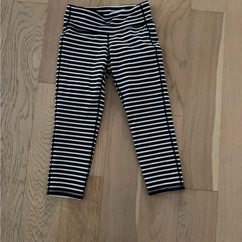Black and White Striped Athleta leggings size XS women